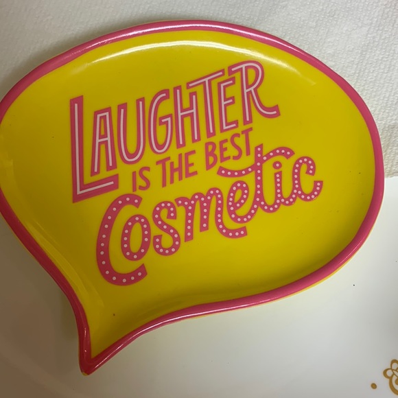 New BENEFIT Yellow:Pink Trinket dish - Picture 1 of 3
